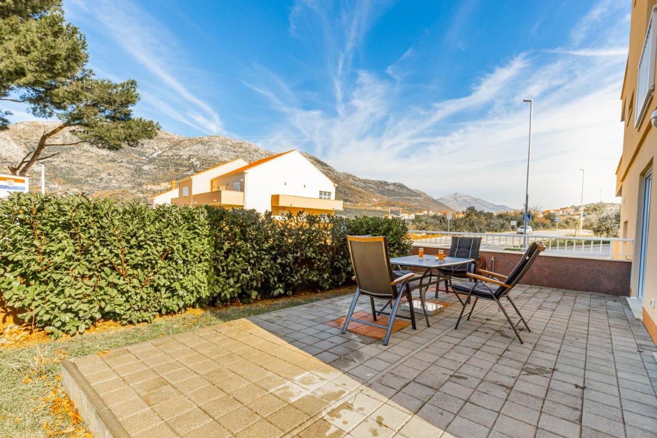 Spacious 2-Bedroom Apartment With Terrace And Parking Cavtat Luaran gambar