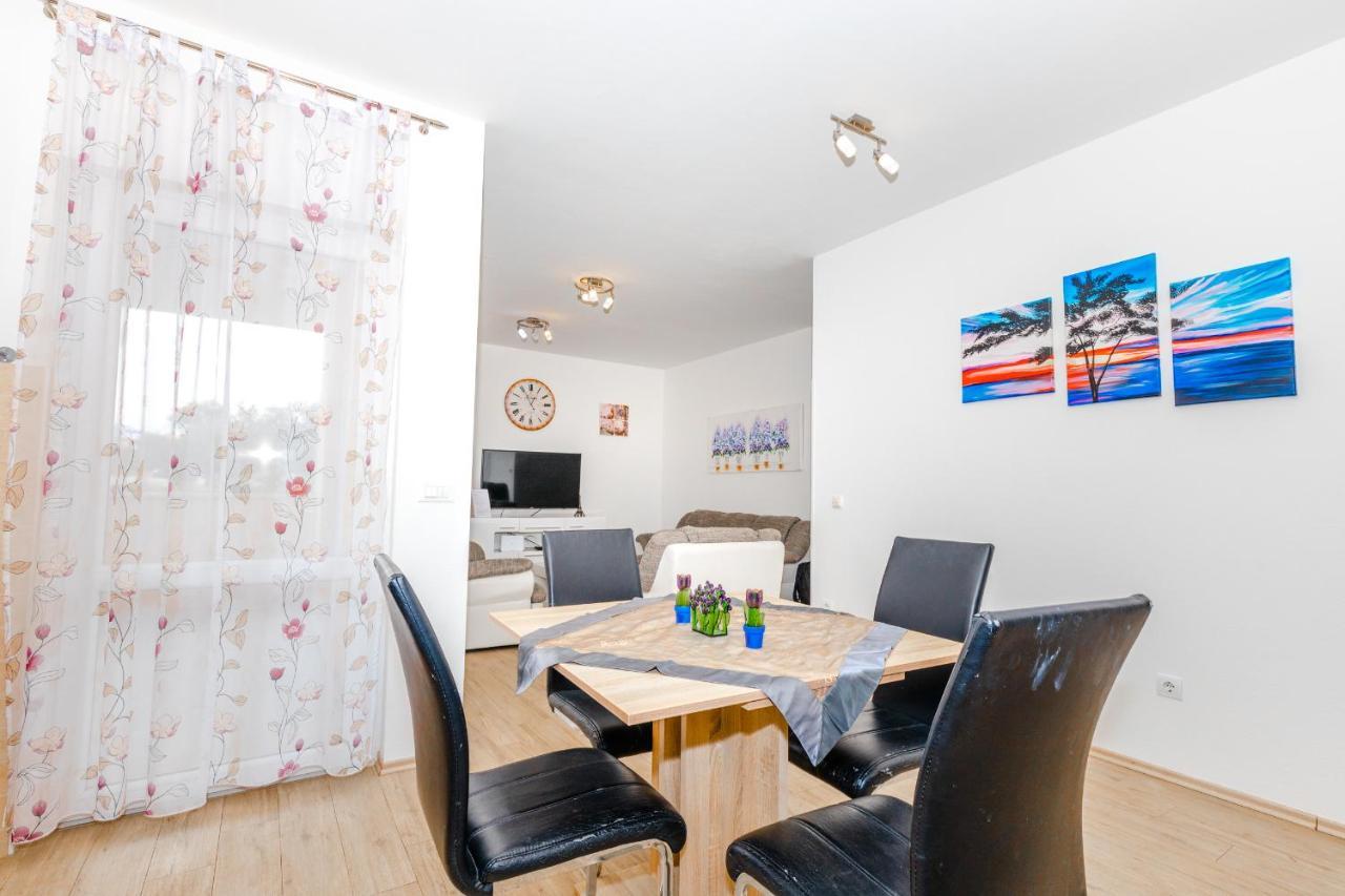 Spacious 2-Bedroom Apartment With Terrace And Parking Cavtat Luaran gambar
