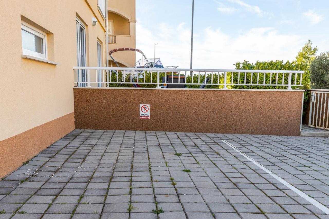 Spacious 2-Bedroom Apartment With Terrace And Parking Cavtat Luaran gambar