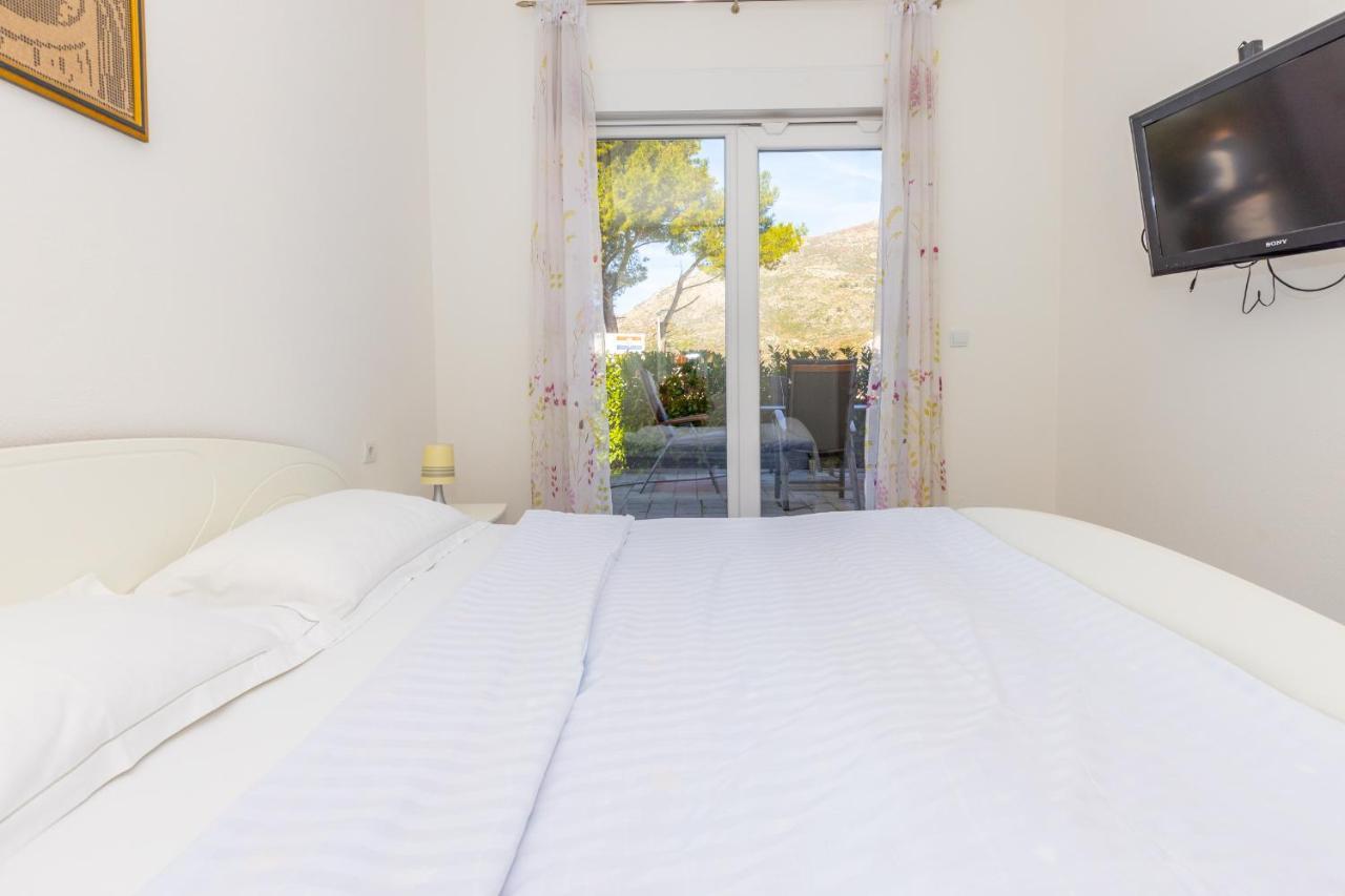 Spacious 2-Bedroom Apartment With Terrace And Parking Cavtat Luaran gambar