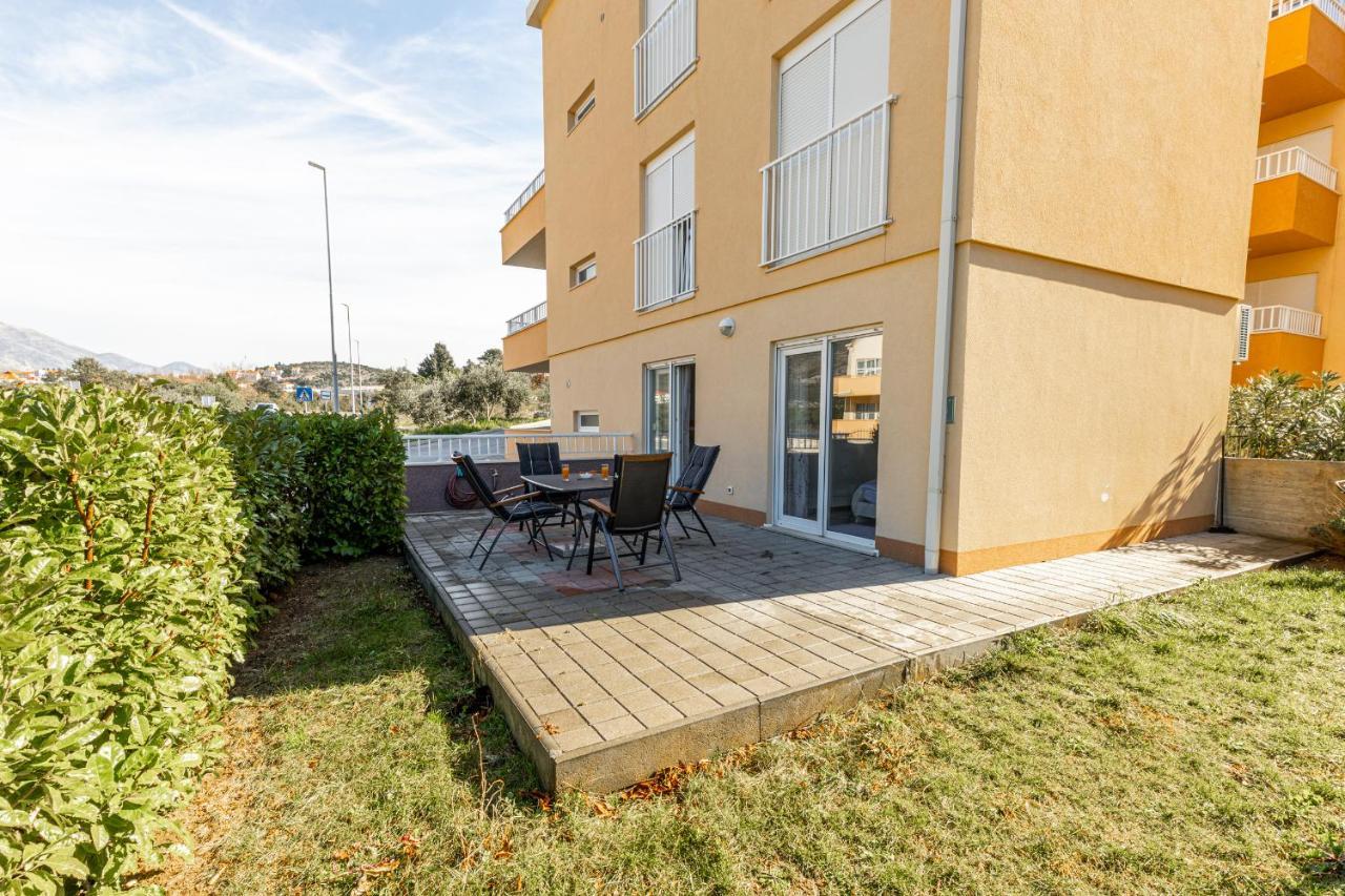 Spacious 2-Bedroom Apartment With Terrace And Parking Cavtat Luaran gambar